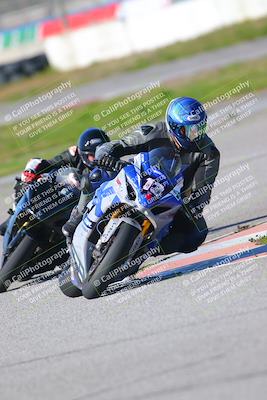 media/Jan-20-2023-Fastrack Riders (Fri) [[f2ad32aba3]]/Private/session 4 turn 6/